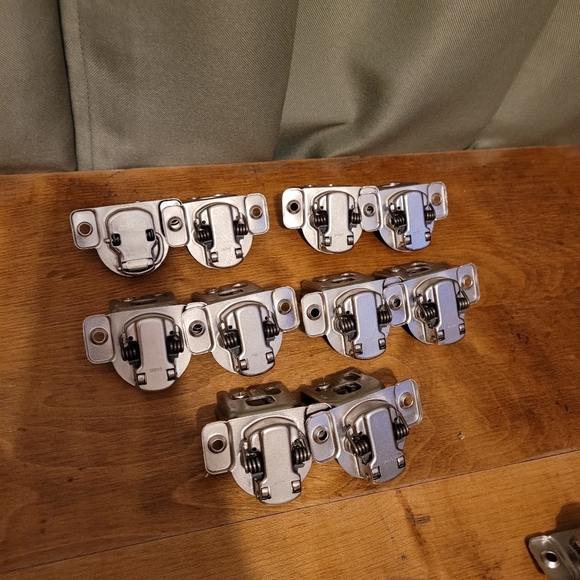 DTC 1-1/4" Overlay Soft Close 105 Degree 2 Cam Press In Face Frame Cabinet Hinge - Picture 10 of 10